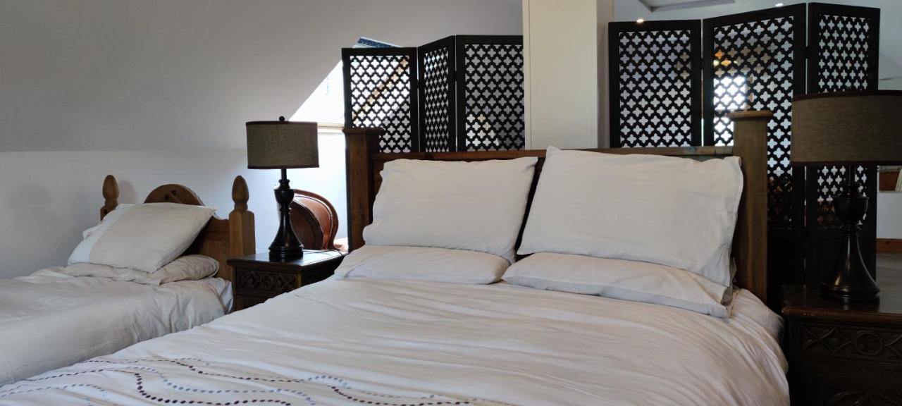 كاستليبار The Garden Gates Guest Accommodation المظهر الخارجي الصورة